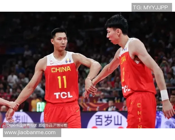 重庆篮球队在邀请赛中的强劲表现与战术分析